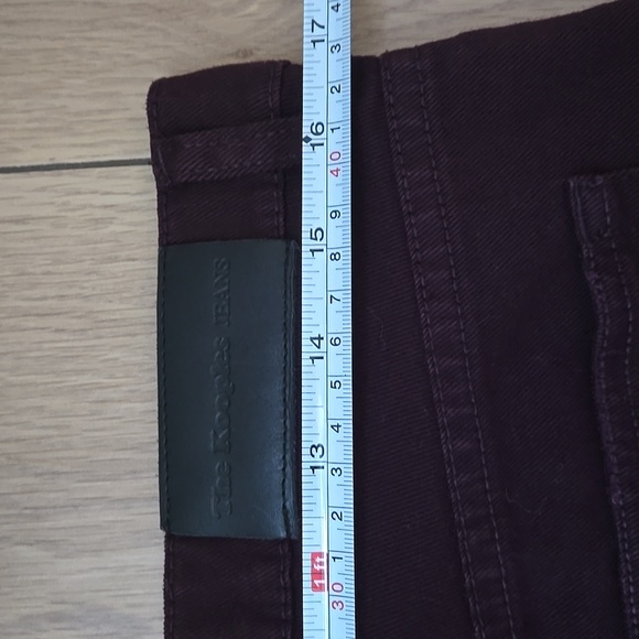 NWOT The Kooples Slim Jeans in Burgundy  Sz 31 - Picture 8 of 10